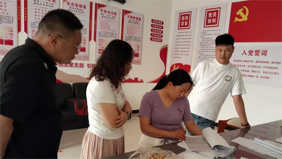 新蔡县棠村镇：加强工作指导 巩固脱贫成果